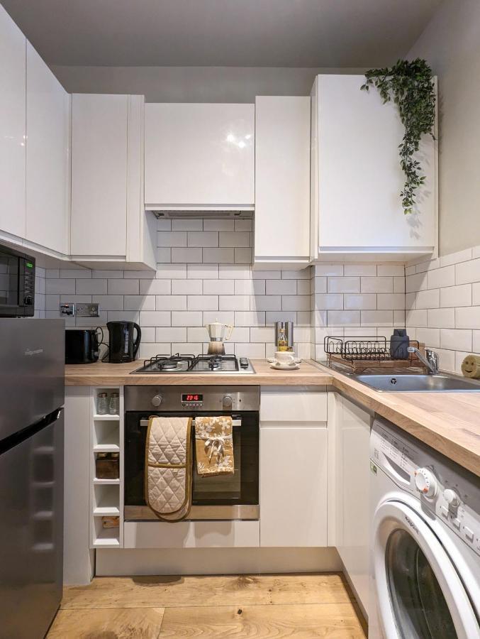 Gorgeous Apartment Wood Green Palmers Green Esterno foto